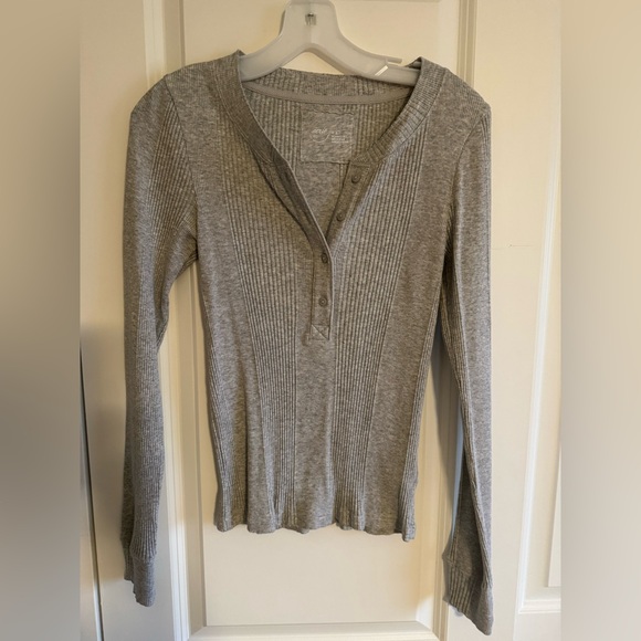 Aerie Road Trip Long Sleeve
Henley T-Shirt - Picture 3 of 5